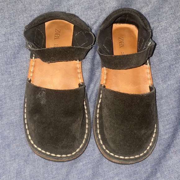 Super soft suede sandals size 27 - Picture 1 of 5